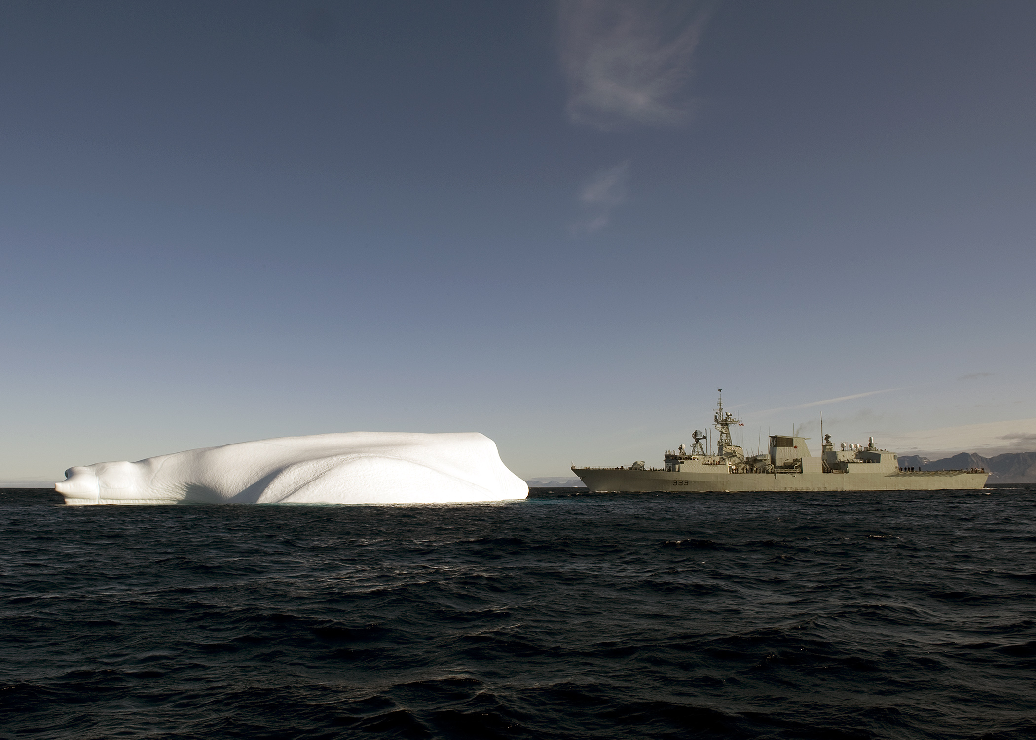 canada-to-modernize-navy-with-largest-shipbuilding-program-in-country-s