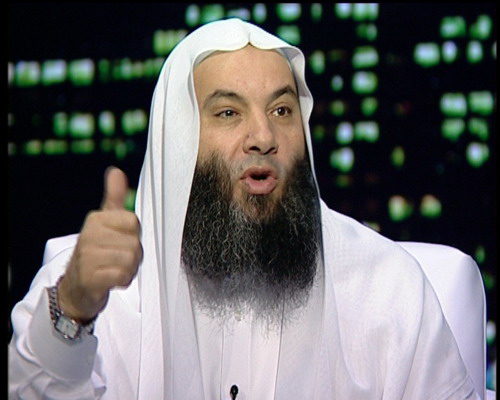 Top News: Salafi Clerics Slam Brotherhood for Running Presidential Candidate