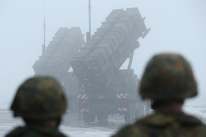 Video: German troops preparing Patriot battery for deployment to Turkey