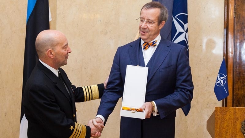 Estonia bestows Medal of Honor on NATO Commander Stavridis