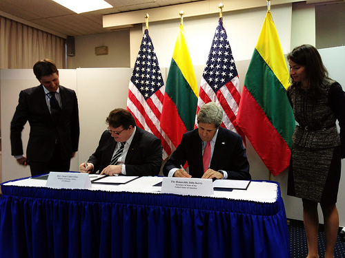 U.S. and Lithuania sign agreement on countering nuclear smuggling
