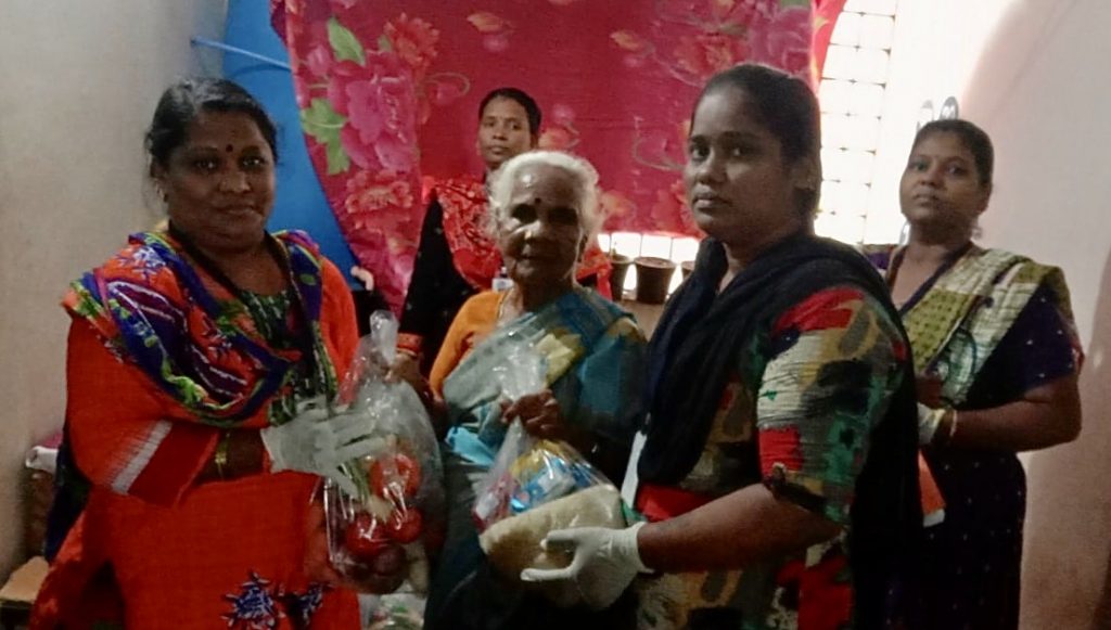 Women receiving food