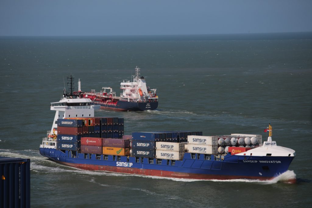 gtc cargo ships at sea