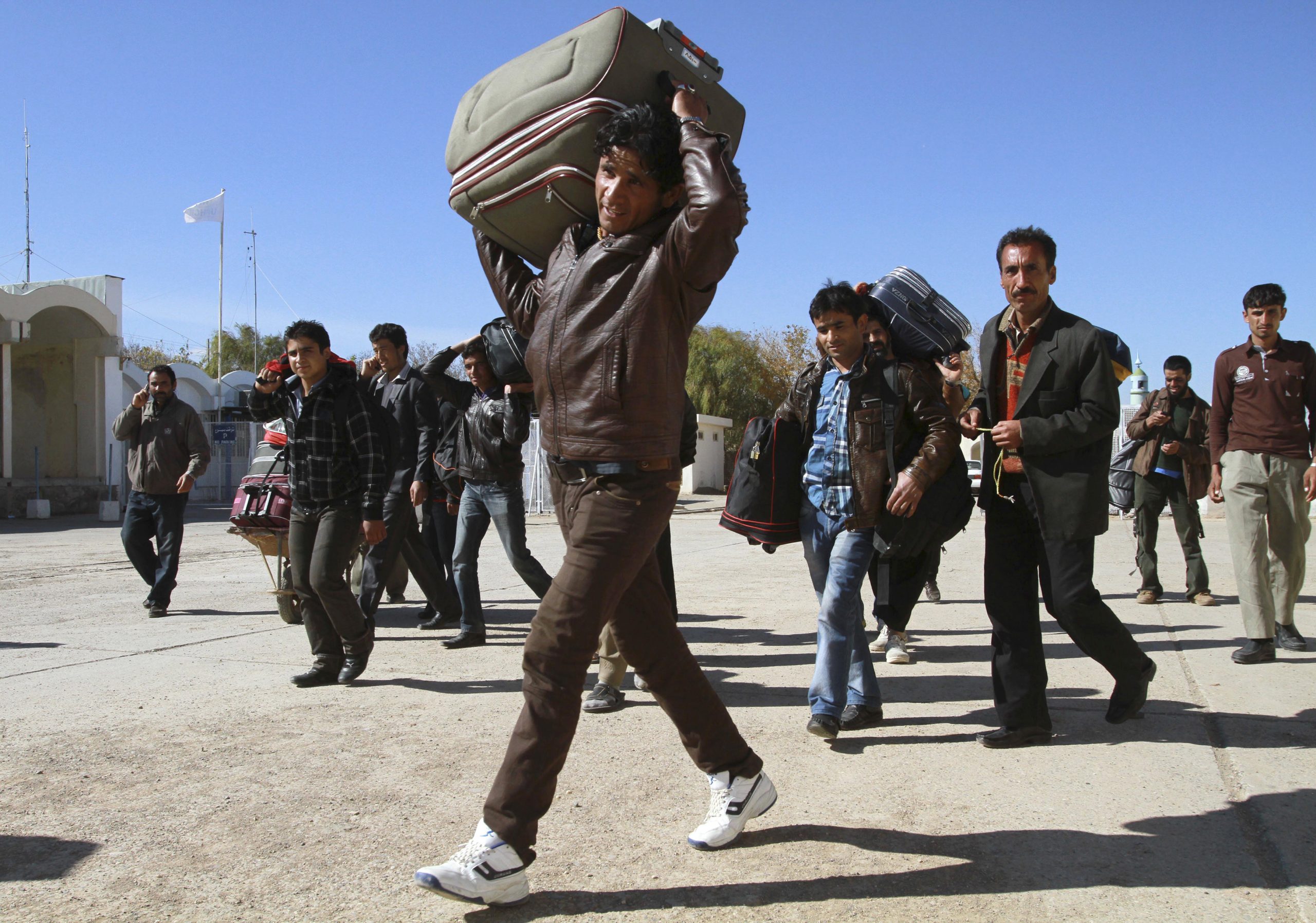 Afghan migrants: Unwanted in Iran and at home - Atlantic Council