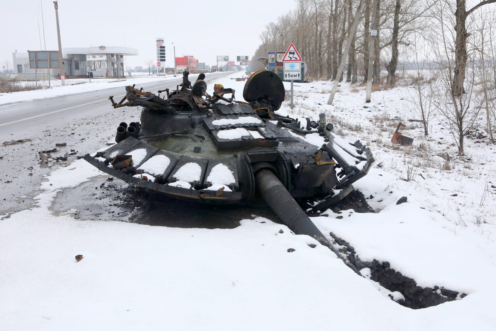 Ukrainian officials warn of winter-long power deficit