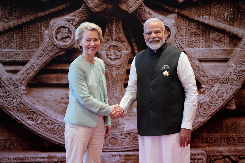 The European Commission heads to India. Here's what you need to know about the historical visit.
